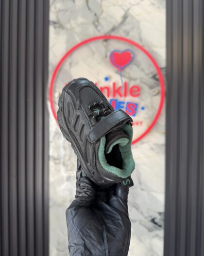Toddler Black & Green Boys Sneakers