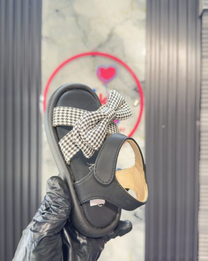 Pepperdem Black & White Big Girls Sandals